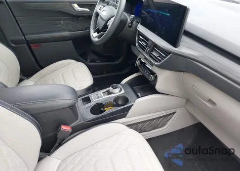 2023 Ford Escape Platinum z USA, uszkodzony, nr VIN 1FMCU9JZ1PUA50679